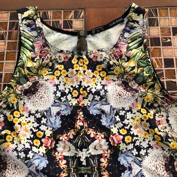 Zara Floral Kaleidoscope Romper - Picture 5 of 10
